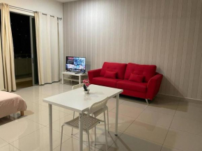 D13A, CYBERJAYA, Netflix, Wifi, Free Parking, Balcony, 2013
